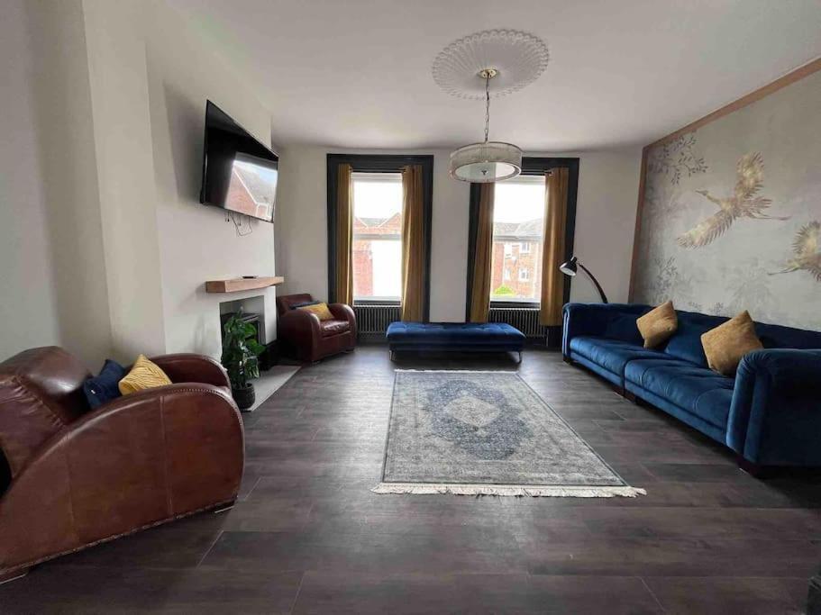 Marina Apartment *